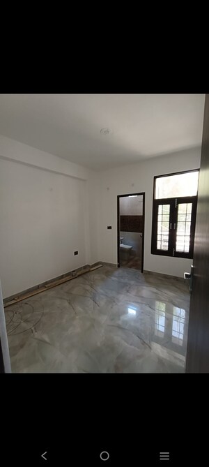 Room in 2 BHK Builder Floor at Saket – for Rent