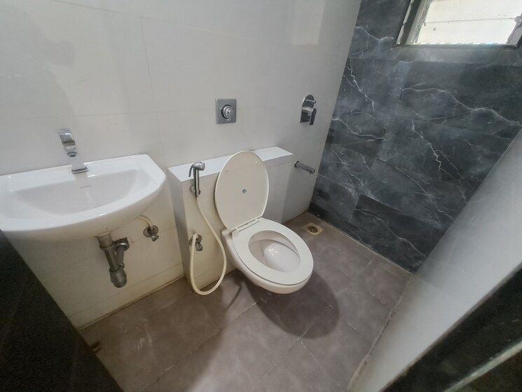 Bathroom, sharda-edifice-celestial 1 Bedroom 400 Sq.Ft. Apartment In Bhandup West Mumbai 9248997
