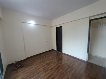 Room in 1 BHK Apartment at Sharda Edifice Celestial, Bhandup West – for Sale