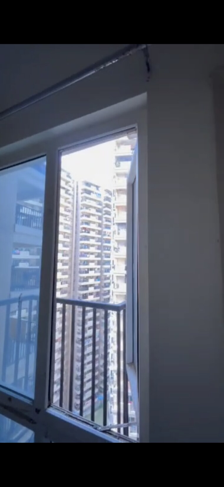 undefined, gaur-city-2-14th-avenue 2 Bedroom 955 Sq.Ft. Apartment In Sector 16c Greater Noida Greater Noida 9249003