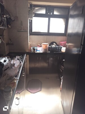 Kitchen in 3 BHK Apartment at Oberoi Realty Splendor, Andheri East – for Sale