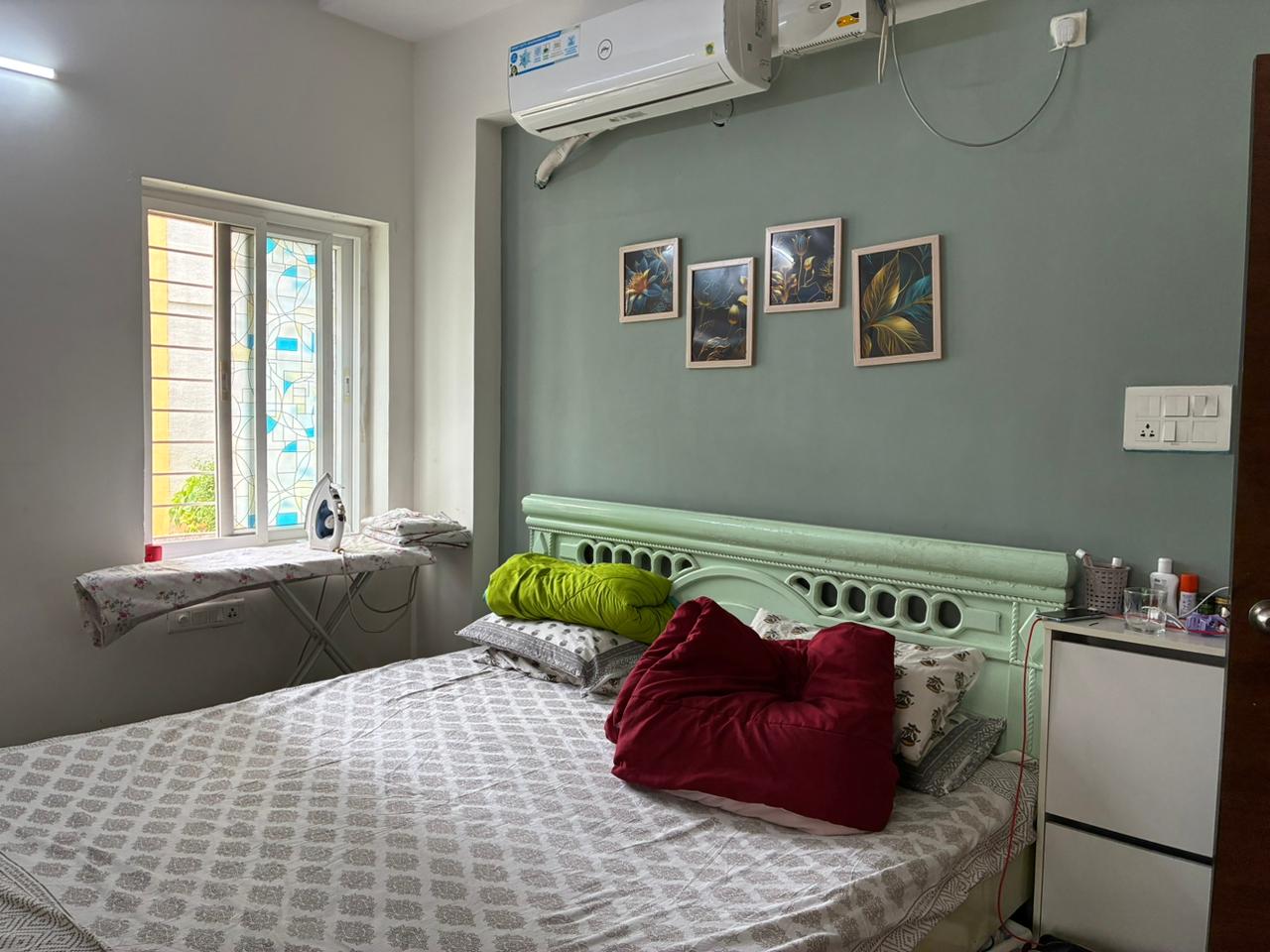 2 BHK + Servant Room Apartment For Rent in Manikonda