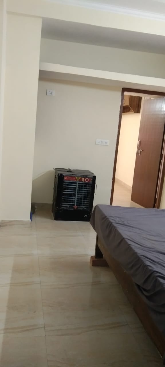 1 BHK + Extra Room Builder Floor For Rent in Chhabra Real Estates Mehr
