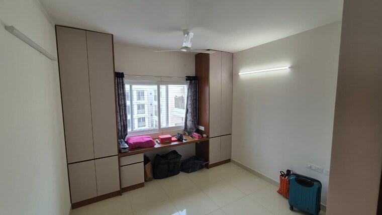 Room, prestige-primrose-hills 3 Bedroom 1360 Sq.Ft. Apartment In Banashankari 6th Stage Bangalore 9249206