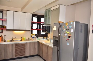 Kitchen in 5 BHK Villa at Vipul Tatvam Villas, Sector 48 – for Rent