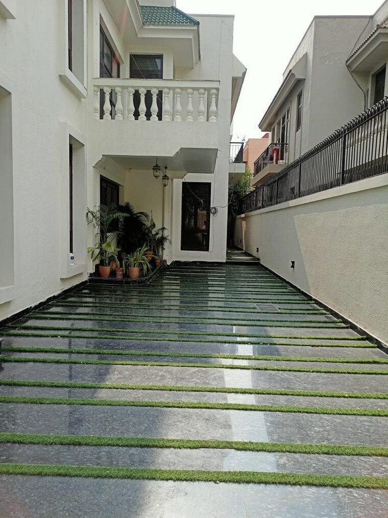 undefined, eros-rosewood-city 3 Bedroom 4500 Sq.Ft. Villa In Sector 49 Gurgaon 9249203