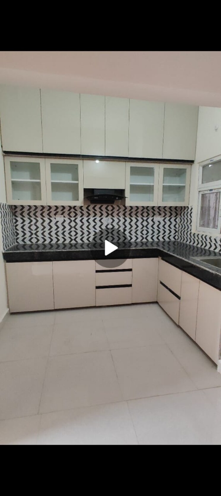 Kitchen, sultanpur road 2 Bedroom 1000 Sq.Ft. Apartment In Sultanpur Road Lucknow 9249218
