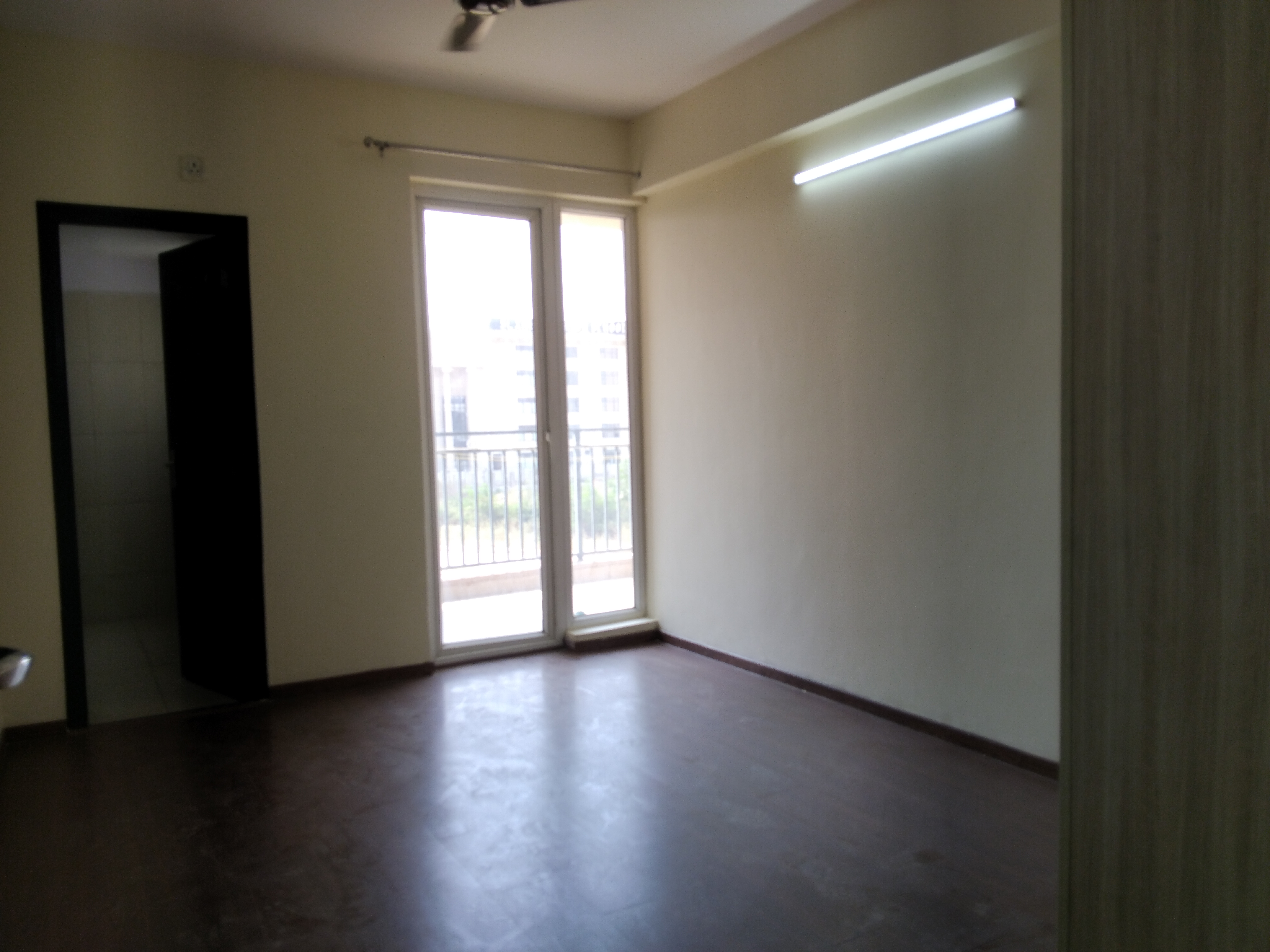 3 BHK + Servant Room 1957 Sq.Ft. Apartment in 3C Orris Greenopolis