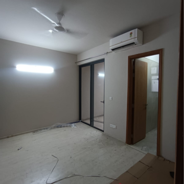 Room in 3 BHK Apartment at M3M Heights, Sector 65 – for Rent