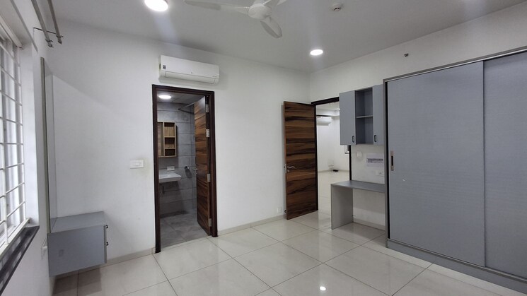 Room, jayabheri-the-summit 3 Bedroom 2125 Sq.Ft. Apartment In Narsingi Hyderabad 9249307