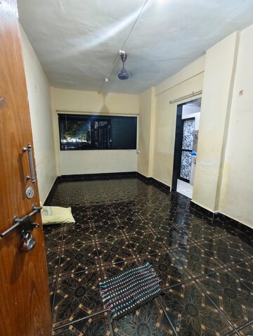 1 BHK Apartment For Rent in Deepanjali CHS, Malad West