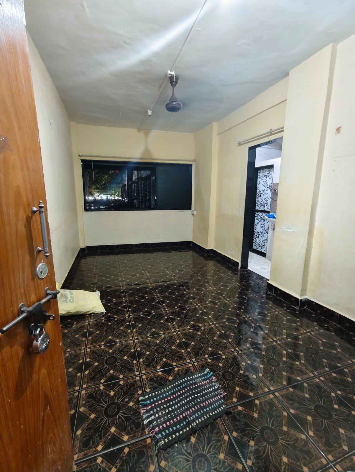 1 BHK Apartment For Rent in Deepanjali CHS