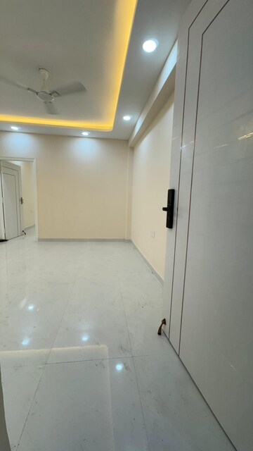3 BHK Apartment For Rent in Chattarpur