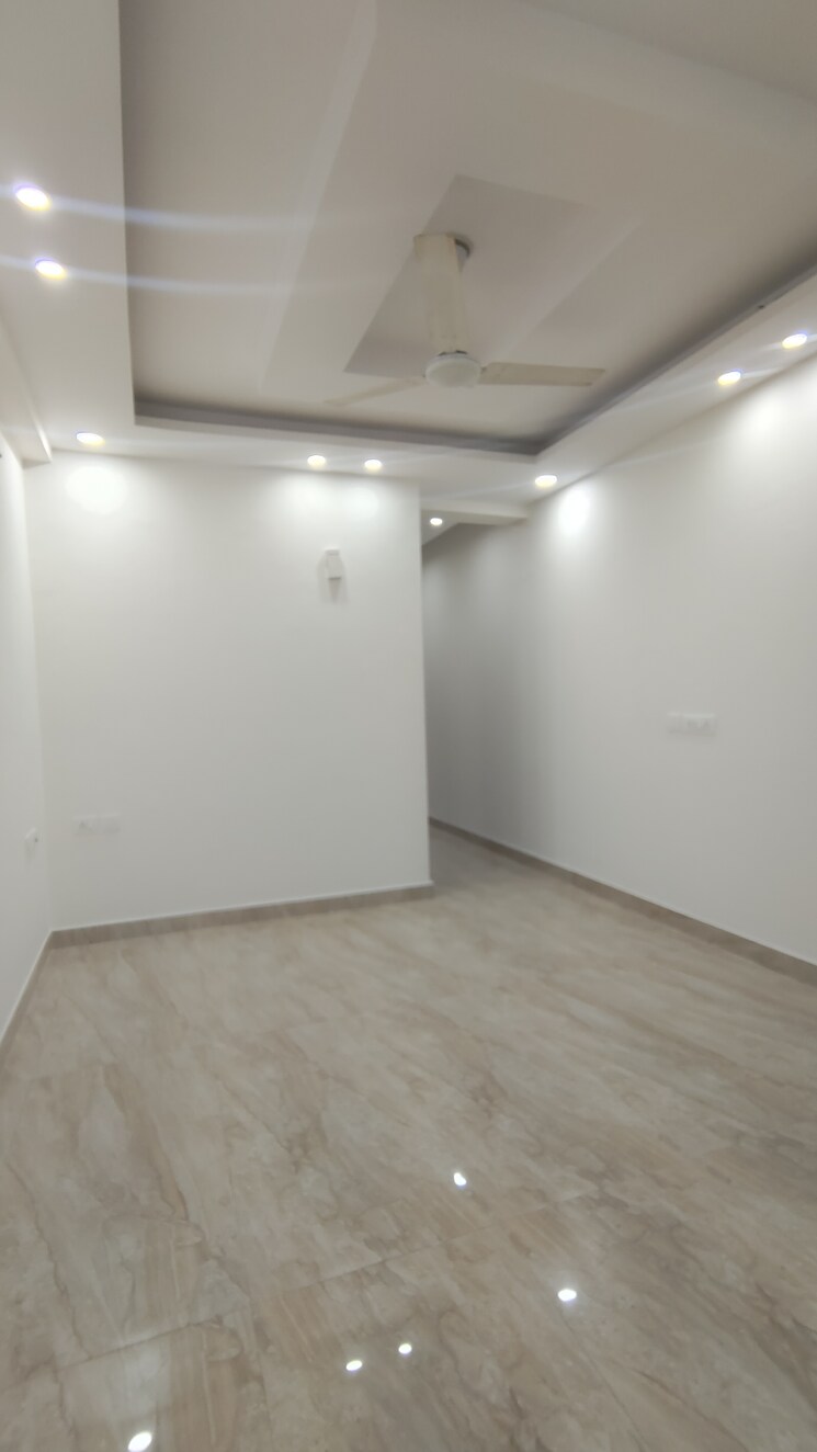 Room, palm-residency-chhatarpur 2 Bedroom 765 Sq.Ft. Builder Floor In Chattarpur Delhi 9249360