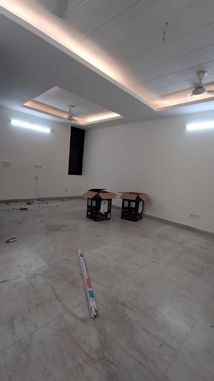 2 BHK + Servant Room Builder Floor For Rent in Freedom Fighters Enclave