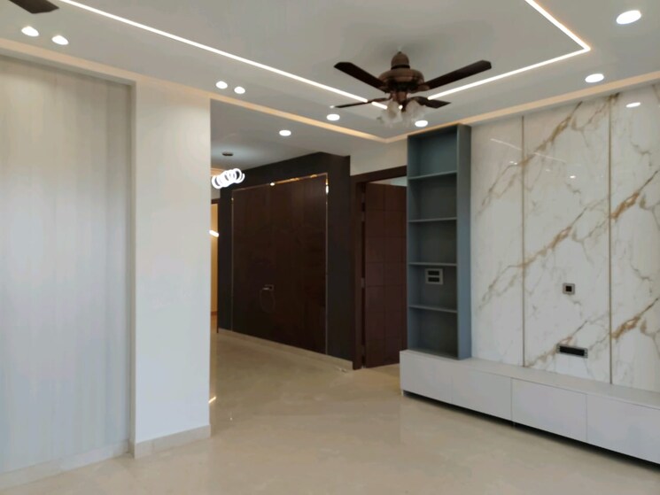 Room, bptp-astaire-gardens 4 Bedroom 281 Sq.Yd. Builder Floor In Sector 70a Gurgaon 9249504
