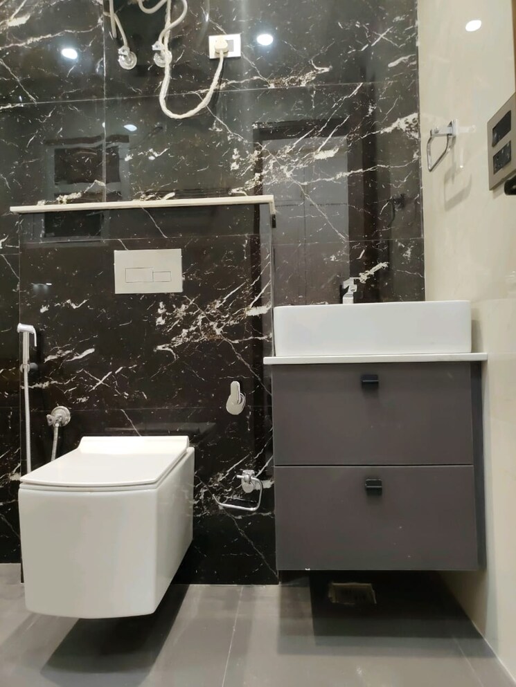 Master Bedroom, bptp-astaire-gardens 4 Bedroom 281 Sq.Yd. Builder Floor In Sector 70a Gurgaon 9249504