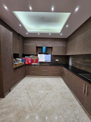 Kitchen in 4 BHK Builder Floor at Unitech South City II, Sector 50 – for Sale