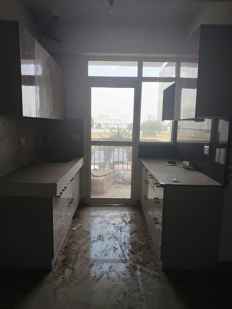 Kitchen, suncity-avenue-76 2 Bedroom 635 Sq.Ft. Apartment In Sector 76 Gurgaon 9249526