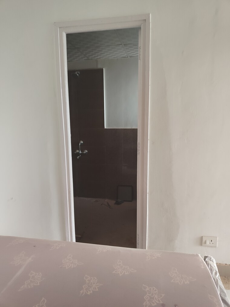 Room, suncity-avenue-76 2 Bedroom 635 Sq.Ft. Apartment In Sector 76 Gurgaon 9249526