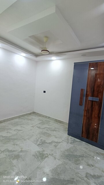 Room in 3 BHK Builder Floor at Govindpuri – for Sale