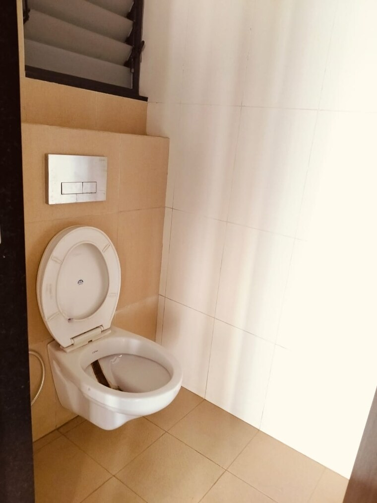 Bathroom, shapoorji-pallonji-joyville-hinjewadi 3 Bedroom 977 Sq.Ft. Apartment In Hinjewadi Pune 9249560