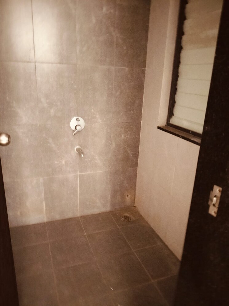 Bathroom, shapoorji-pallonji-joyville-hinjewadi 3 Bedroom 977 Sq.Ft. Apartment In Hinjewadi Pune 9249560