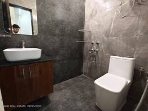 Bathroom in 1 RK Builder Floor at Vasant Kunj – for Rent