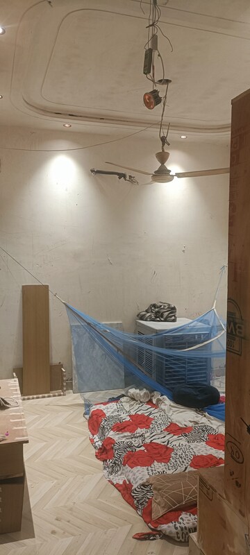 Bathroom in 3 BHK Builder Floor at Rohini Sector 24 – for Sale