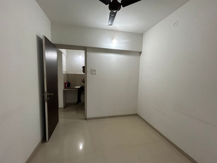 Room, cosmos-springs-angel 3 Bedroom 900 Sq.Ft. Apartment In Ghodbunder Road Thane 9249599