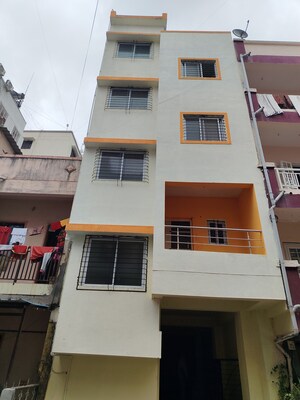 6+ BHK Builder Floor For Rent in Thergaon