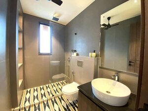 Master Bedroom in 3 BHK Apartment at HCBS Twin Horizon, Sector 102 – for Sale