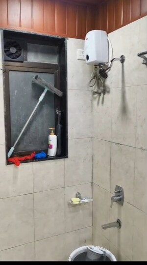 Bathroom in 1 BHK Apartment at Anand CHS Matunga, Matunga East – for Rent