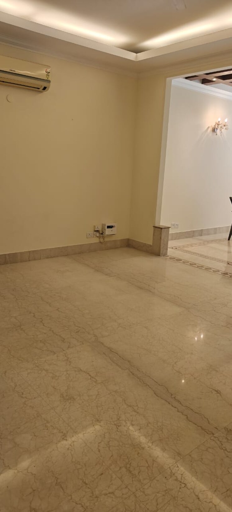 Room, anand niketan 3 Bedroom 2430 Sq.Ft. Builder Floor In Anand Niketan Delhi 9249670