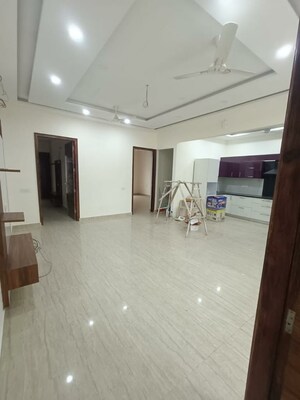 Room in 6+ BHK Independent House at Sector 79 – for Sale