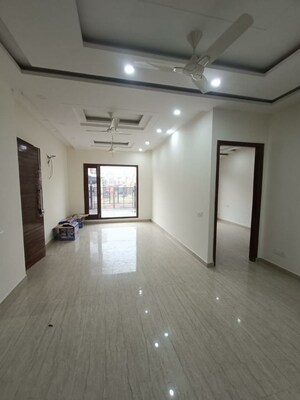 Building Lobby in 6+ BHK Independent House at Sector 79 – for Sale