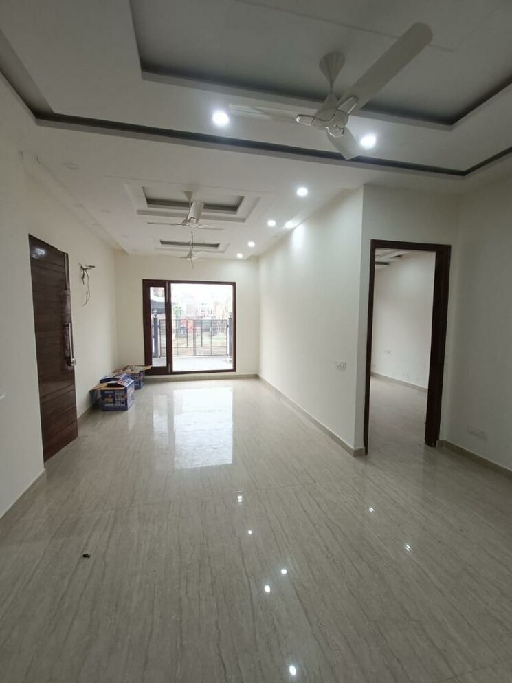 undefined, sector 79 6+ Bedroom 250 Sq.Yd. Independent House In Sector 79 Mohali 9249681