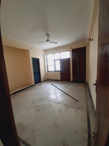 3 BHK Builder Floor For Rent in Uppal Southend, Sector 49