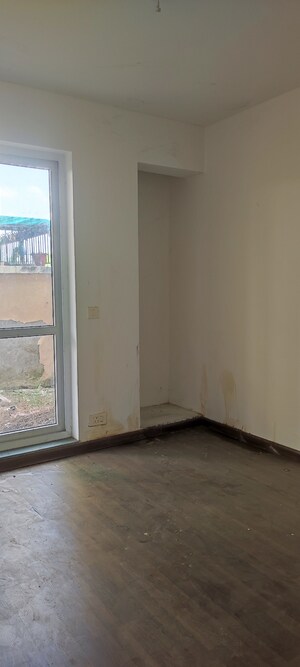 Room in 3 BHK Builder Floor at BPTP Parkland Pride Phase 2, Sector 77 – for Sale