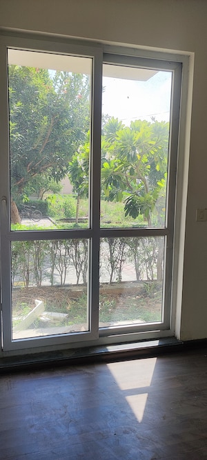 3 BHK Builder Floor – Exterior View View at BPTP Parkland Pride Phase 2, Sector 77 - for Sale