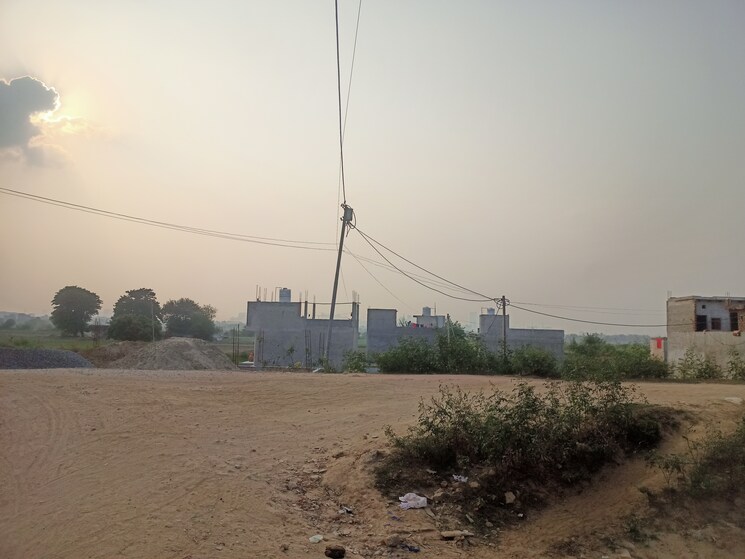 undefined, jalpura  70 Sq.Yd. Plot In Jalpura Greater Noida 9249696