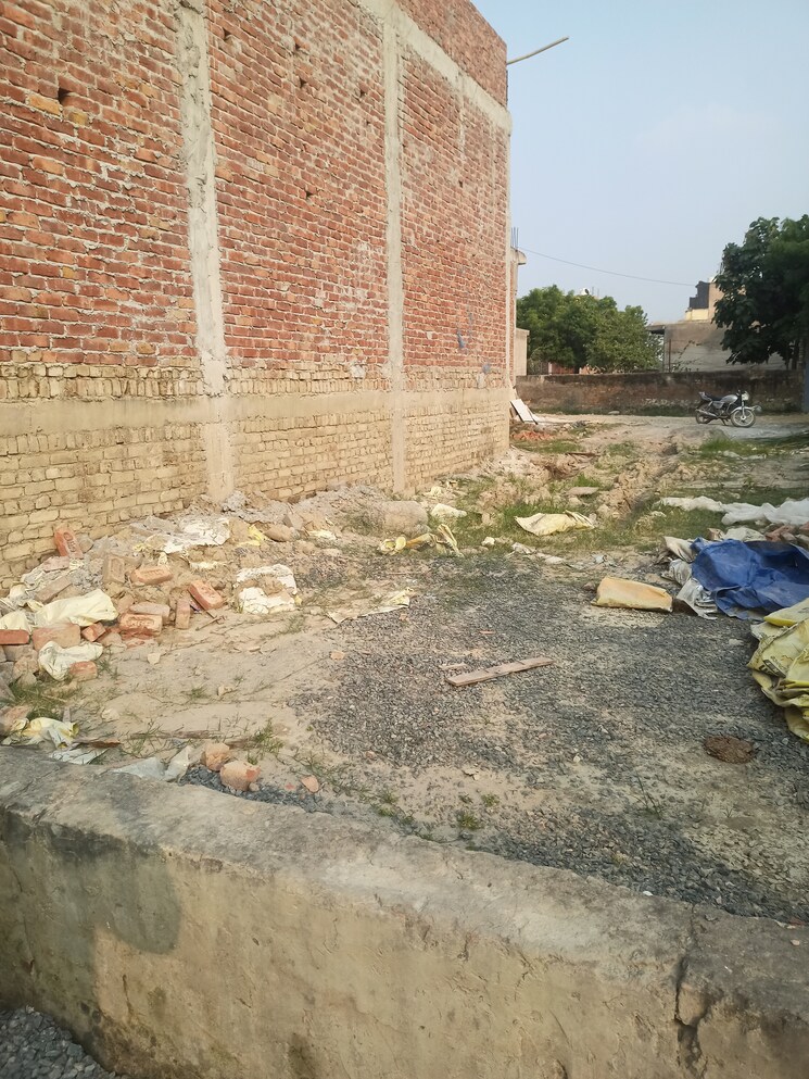 undefined, jalpura  70 Sq.Yd. Plot In Jalpura Greater Noida 9249696