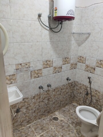 Bathroom in 1 BHK Apartment at Vibha Orchids, Kadubeesanahalli – for Rent