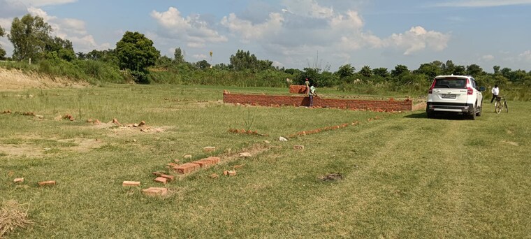 Garden, pindra  800 Sq.Ft. Plot In Pindra Varanasi 9249741