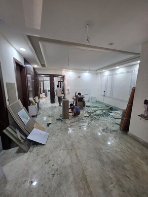 Kitchen in 4 BHK Builder Floor at Vasundhara Sector 5 – for Sale