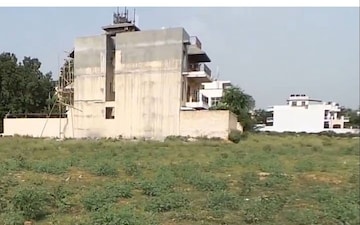 Plot For Sale in Sector 89