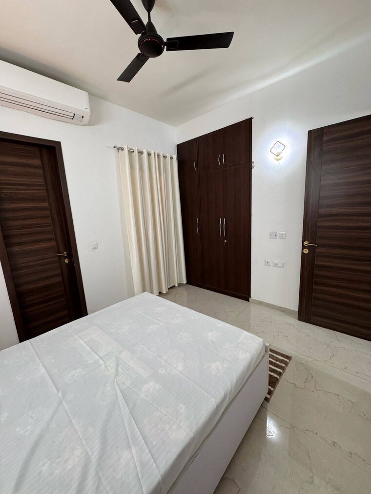 Bedroom, smart-world-orchard 3 Bedroom 1630 Sq.Ft. Apartment In Sector 61 Gurgaon 9249777