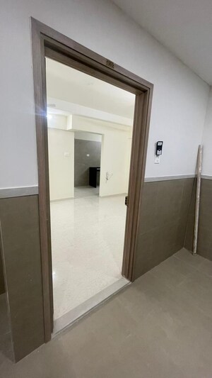 Room in 2 BHK Apartment at Adityaraj Gurukripa CHS, Vikhroli East – for Rent