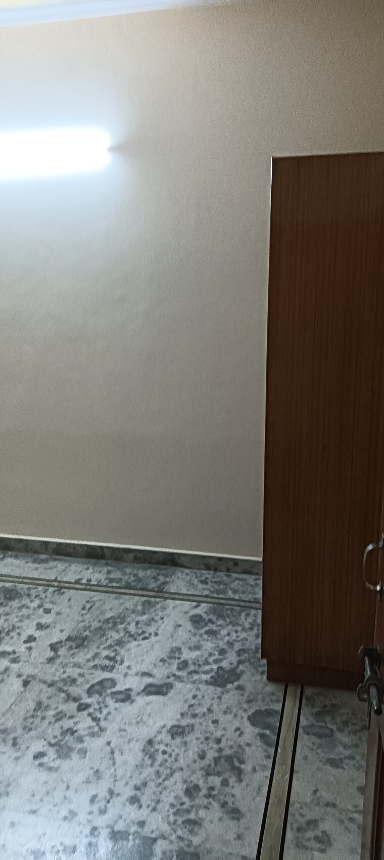 Room, sector 21c 3 Bedroom 1450 Sq.Ft. Apartment In Sector 21c Faridabad 9249821