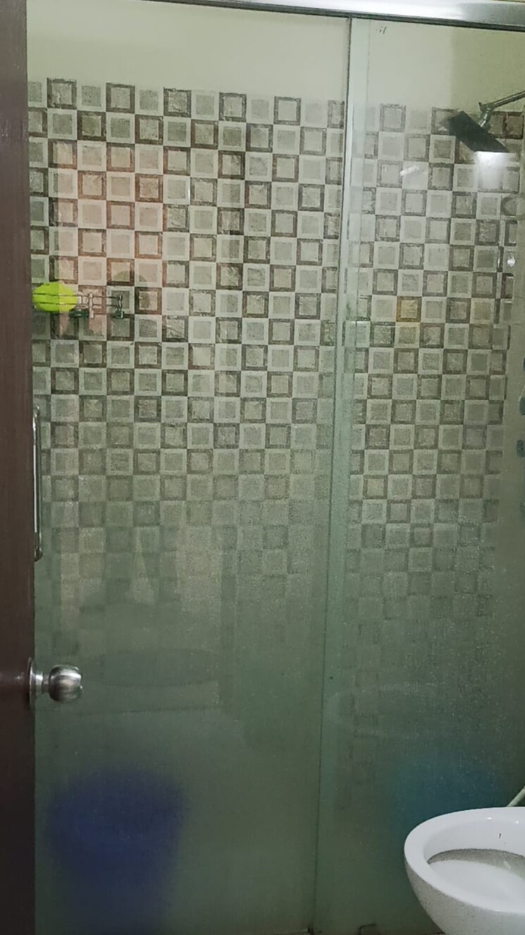 Bathroom, mr-heritage 2 Bedroom 960 Sq.Ft. Apartment In Raj Nagar Extension Ghaziabad 9249823